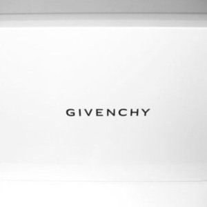 Givenchy Packaging